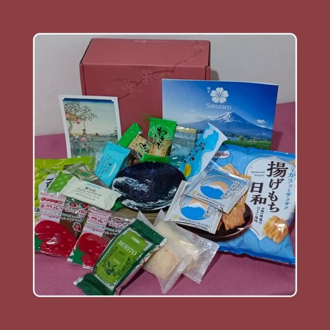 Sakuraco Japanese snackbox 